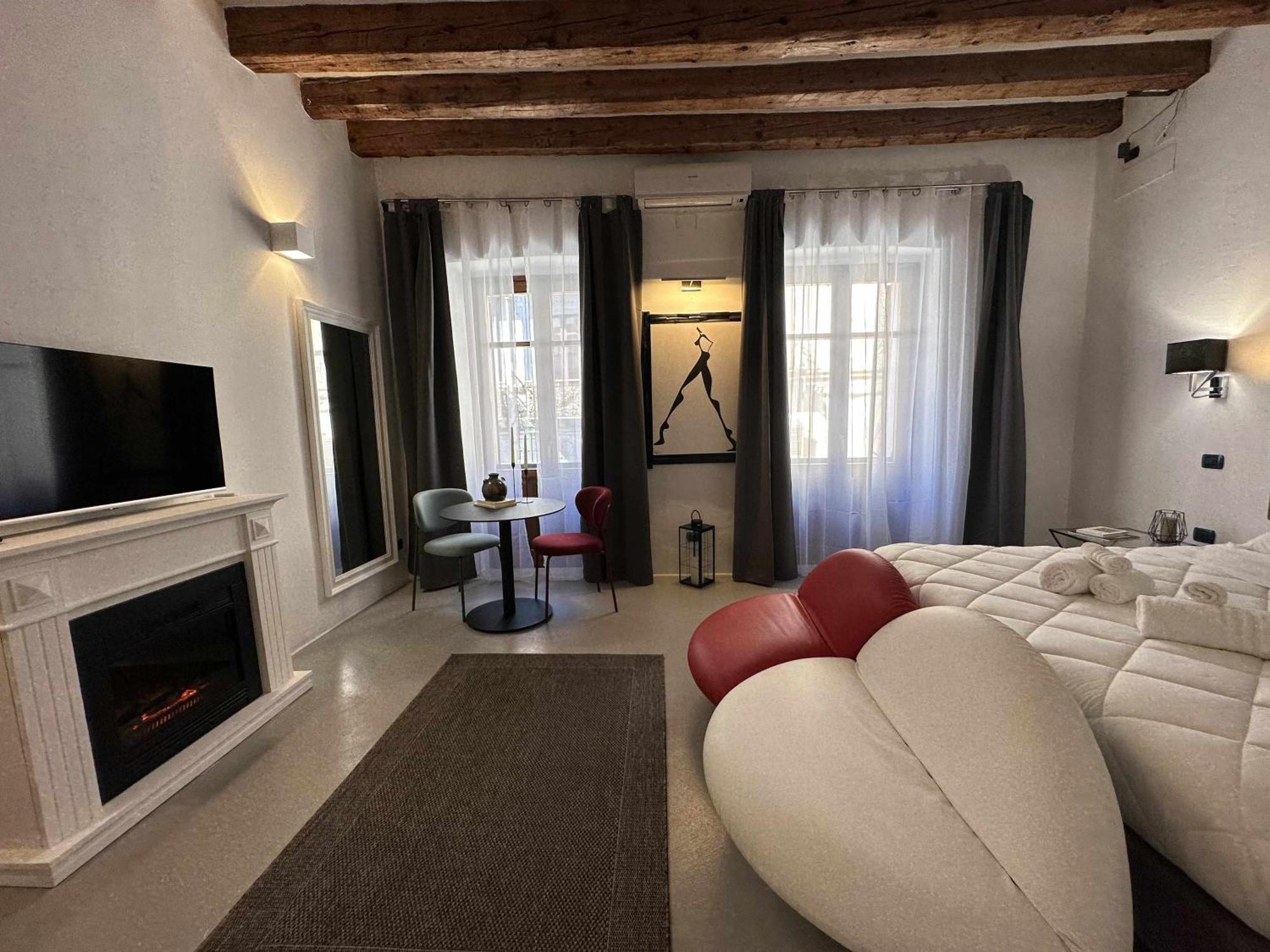 C&o Savoia Deluxe * Cagliari
